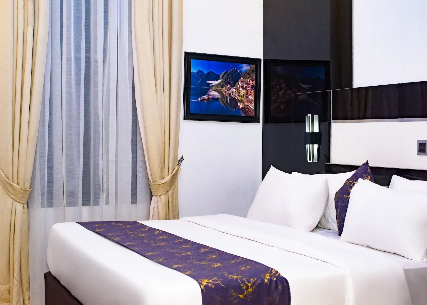 melody luxury room image 6