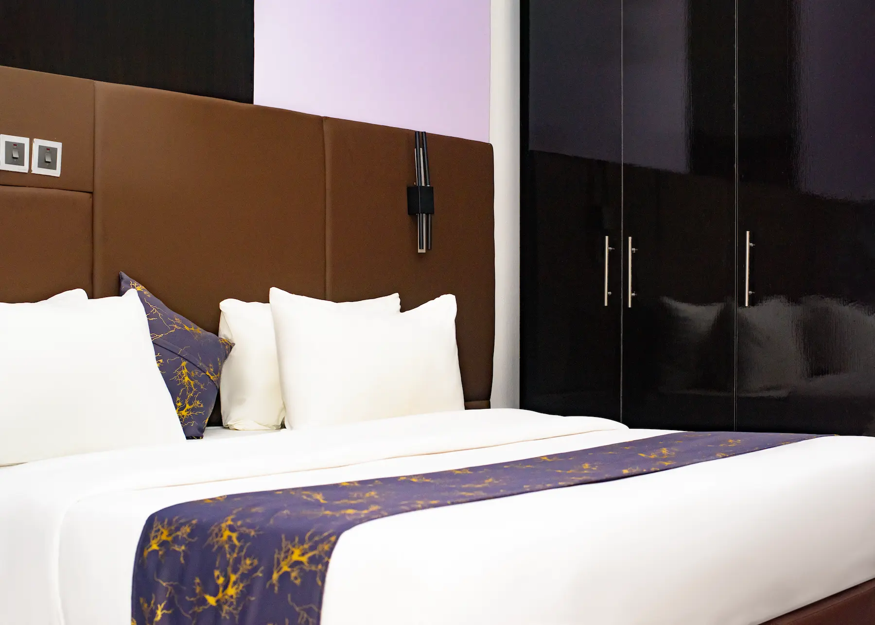 melody luxury room image 3